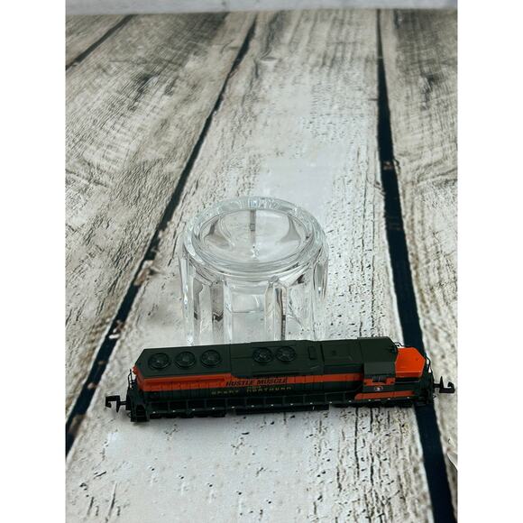 Spectrum 82752 Hustle Muscle Great Northern GE EMD SD-45 Locomotive N Scale - Picture 6 of 6